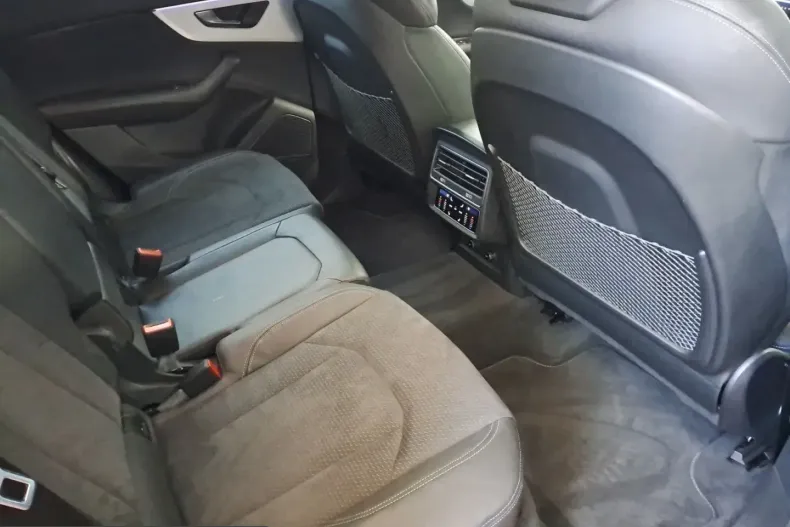 Audi Q8 din 2023 cu 43.431 km - oferta AUD200256 - foto 14