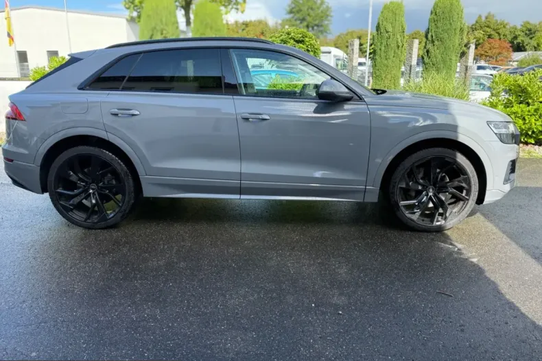 Audi Q8 din 2023 cu 39.900 km - oferta AUD200257 - foto 4