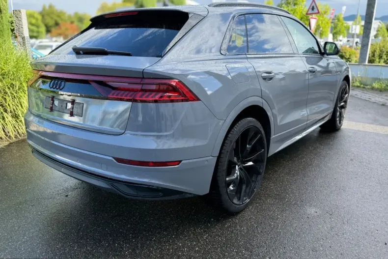 Audi Q8 din 2023 cu 39.900 km - oferta AUD200257 - foto 8