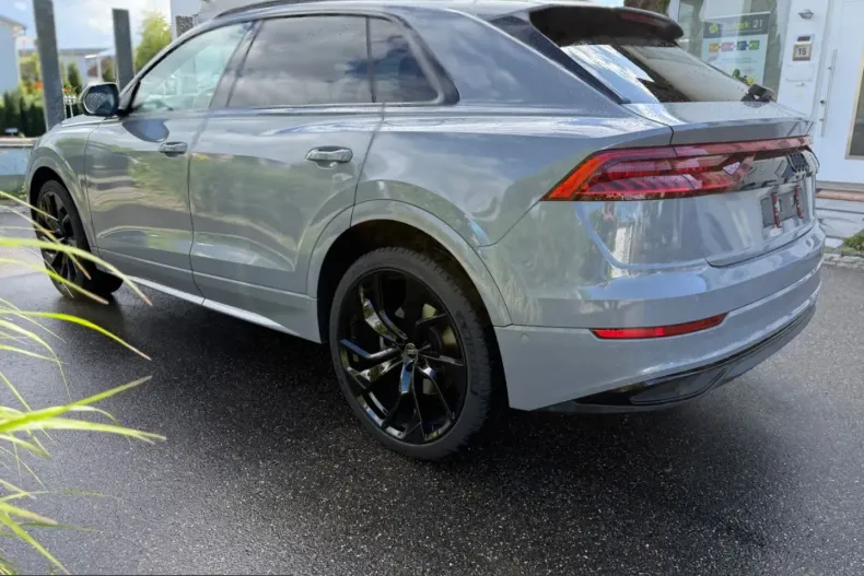 Audi Q8 din 2023 cu 39.900 km - oferta AUD200257 - foto 9