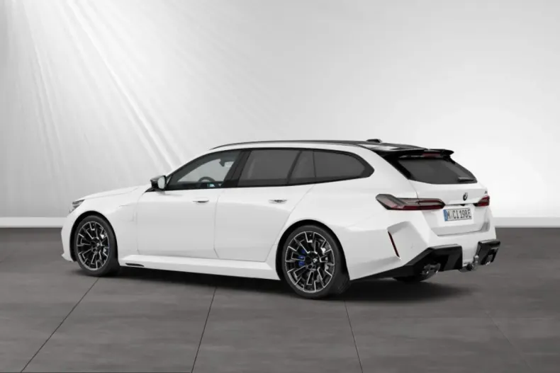 BMW M5 (Seria 5) din 2025 cu 1.700 km - oferta BMW200262 - foto 5