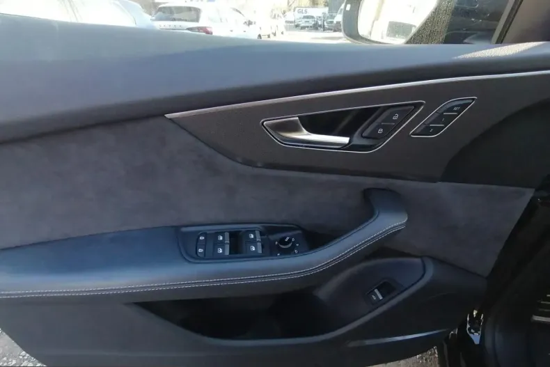 Audi RSQ8 din 2022 cu 55.000 km - oferta AUD200265 - foto 13