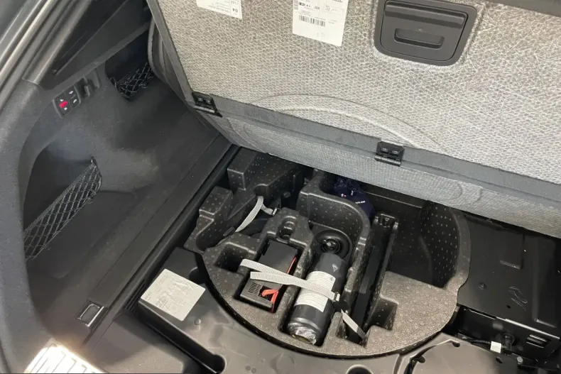 Audi RSQ8 din 2022 cu 50.800 km - oferta AUD200266 - foto 19