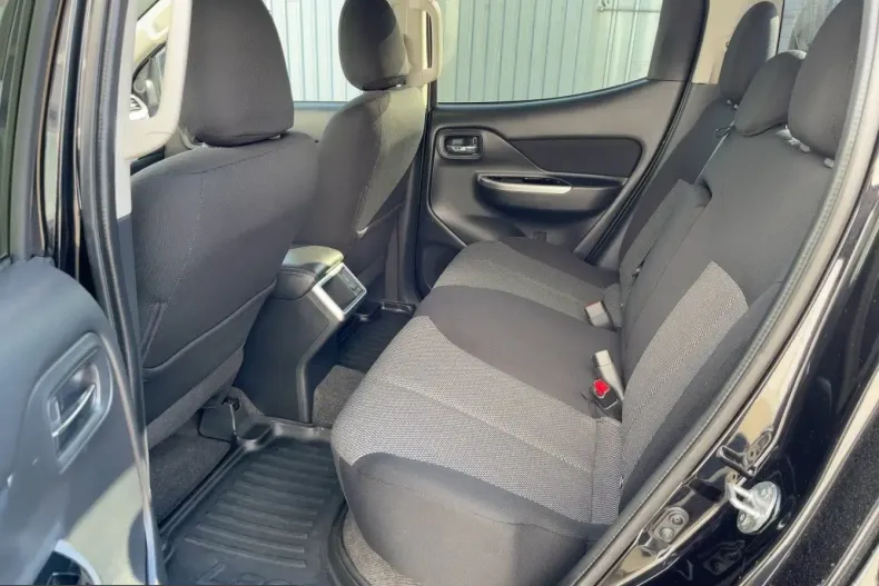 Mitsubishi L200 din 2022 cu 76.500 km - oferta MIT200270 - foto 7