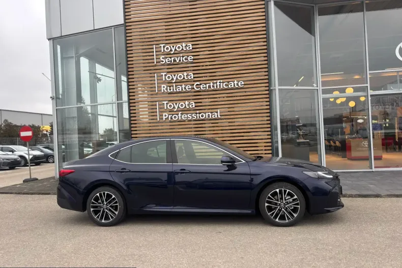 Toyota Camry din 2026 cu 300 km - oferta TOY200271 - foto 8