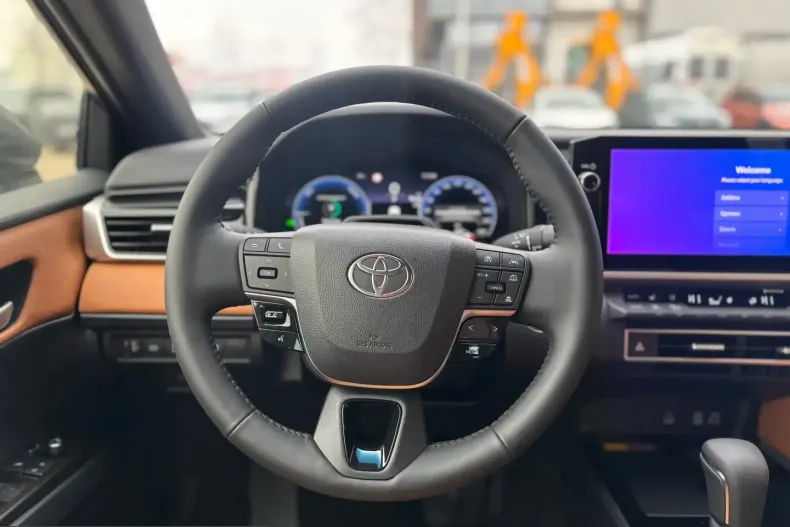 Toyota Camry din 2026 cu 300 km - oferta TOY200271 - foto 16