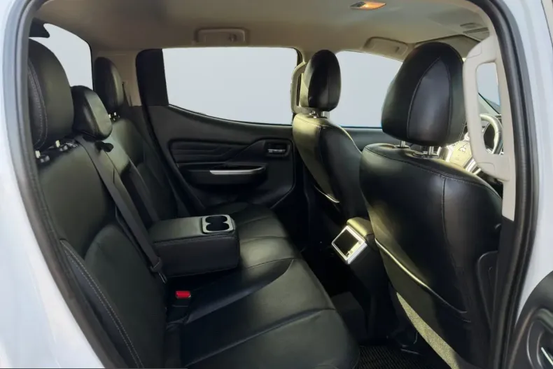 Mitsubishi L200 din 2021 cu 97.485 km - oferta MIT200272 - foto 10