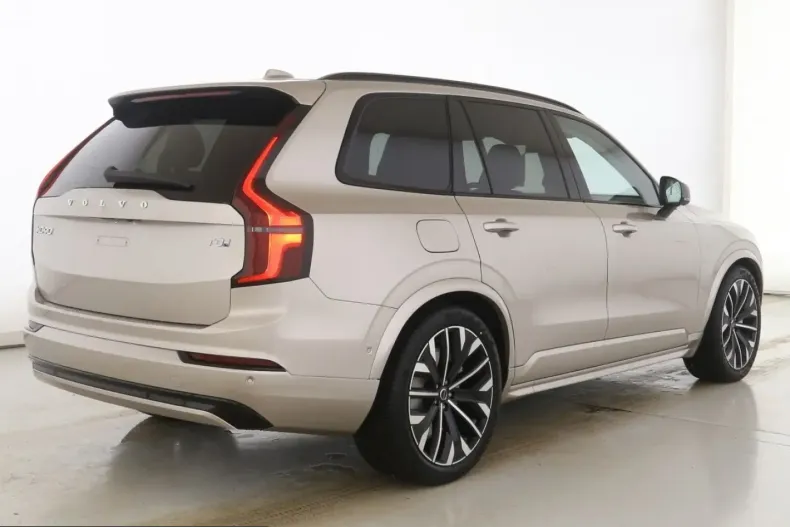Volvo XC90 din 2025 cu 14.550 km - oferta VOL200273 - foto 2