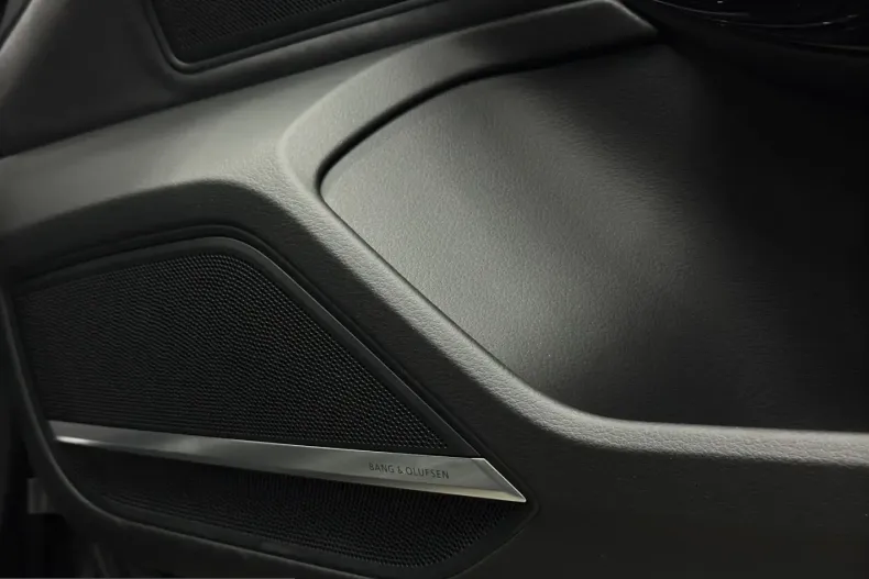 Audi S8 din 2024 cu 43.395 km - oferta AUD200277 - foto 18