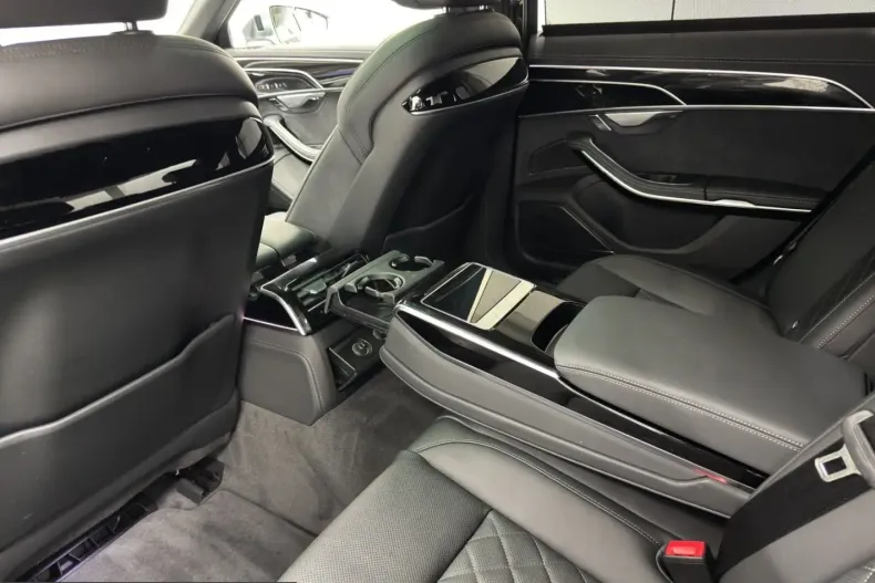 Audi S8 din 2024 cu 43.395 km - oferta AUD200277 - foto 19