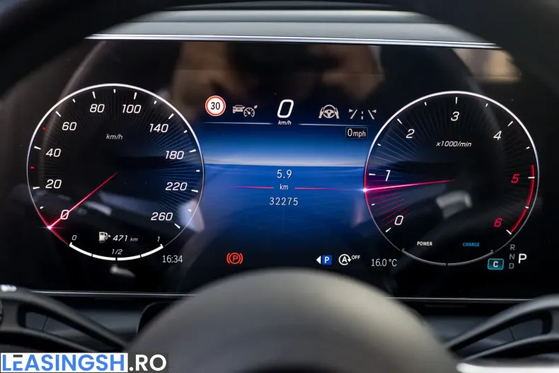 Mercedes-Benz GLC 300 (Clasa GLC) din 2023 cu 32.300 km - oferta MER200278 - foto 26