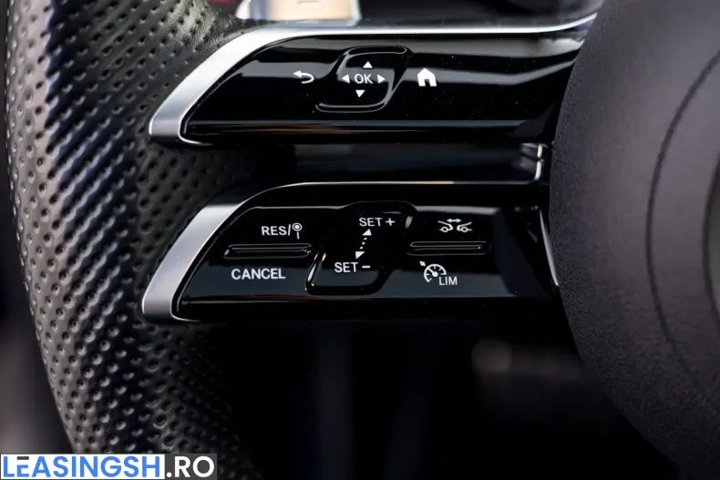 Mercedes-Benz GLC 300 (Clasa GLC) din 2023 cu 32.300 km - oferta MER200278 - foto 27