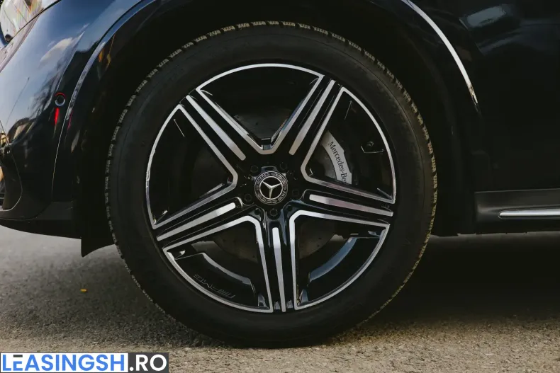 Mercedes-Benz GLC 300 (Clasa GLC) din 2023 cu 32.300 km - oferta MER200278 - foto 35