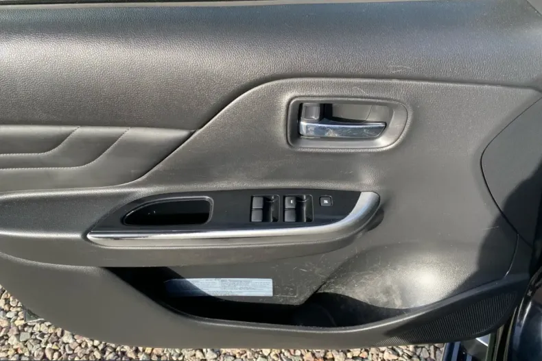 Mitsubishi L200 din 2022 cu 99.685 km - oferta MIT200286 - foto 16