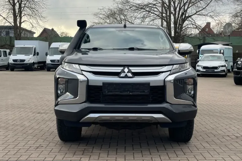 Mitsubishi L200 din 2022 cu 99.700 km - oferta MIT200287 - foto 2