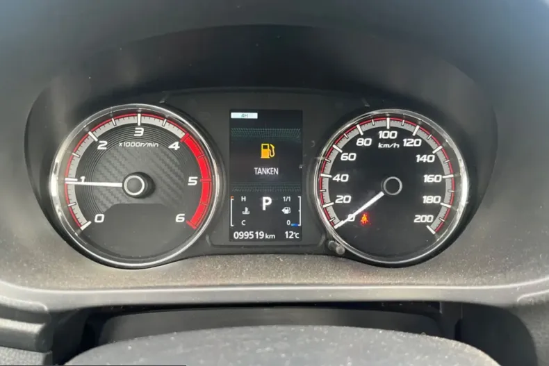 Mitsubishi L200 din 2022 cu 99.700 km - oferta MIT200287 - foto 18