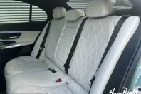 Mercedes-Benz E 400 (Clasa E) din 2023 cu 6.880 km - oferta MER200296 - foto 12