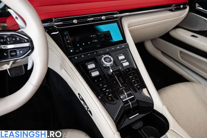 Aston Martin DB12 din 2024 cu 12.300 km - oferta AST200298 - foto 21
