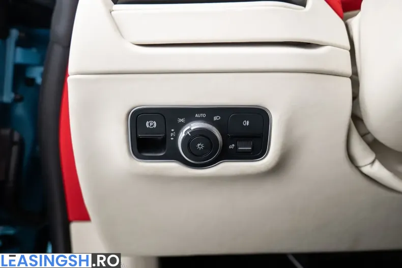 Aston Martin DB12 din 2024 cu 12.300 km - oferta AST200298 - foto 29