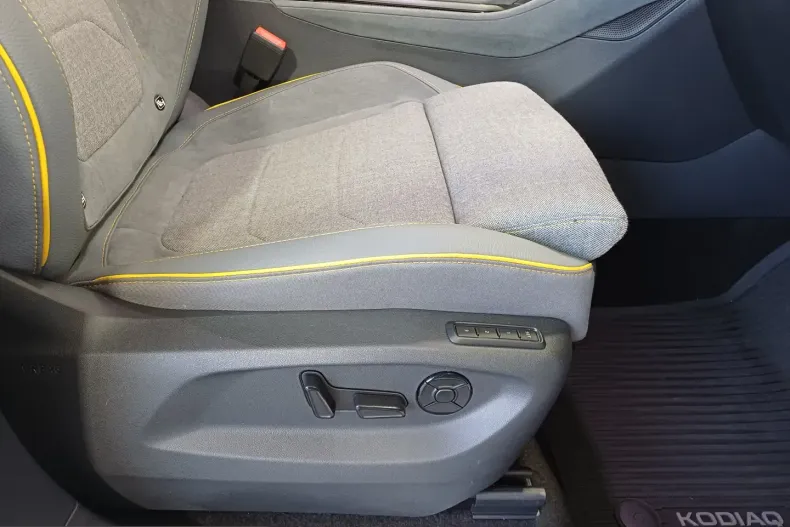 Skoda Kodiaq din 2026 cu 5.525 km - oferta SKO200299 - foto 36