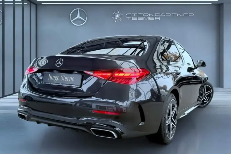 Mercedes-Benz C 300 (Clasa C) din 2022 cu 9.900 km - oferta MER200306 - foto 3