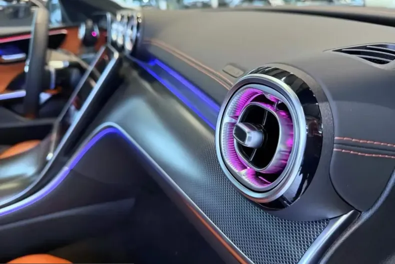 Mercedes-Benz C 300 (Clasa C) din 2022 cu 9.900 km - oferta MER200306 - foto 11