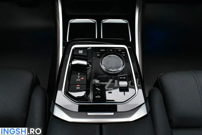 BMW 740 (Seria 7) din 2025 cu 17.355 km - oferta BMW200309 - foto 15