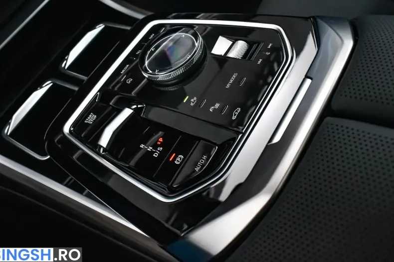 BMW 740 (Seria 7) din 2025 cu 17.355 km - oferta BMW200309 - foto 19