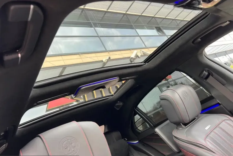 Mercedes-Benz S 63 AMG (Clasa S) din 2023 cu 26.500 km - oferta MER200311 - foto 11