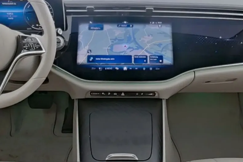 Mercedes-Benz E 300 (Clasa E) din 2024 cu 26.450 km - oferta MER200313 - foto 5