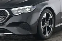 Mercedes-Benz E 300 (Clasa E) din 2024 cu 26.450 km - oferta MER200313 - foto 8