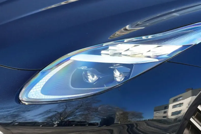 Aston Martin DB12 din 2024 cu 2.350 km - oferta AST200316 - foto 11