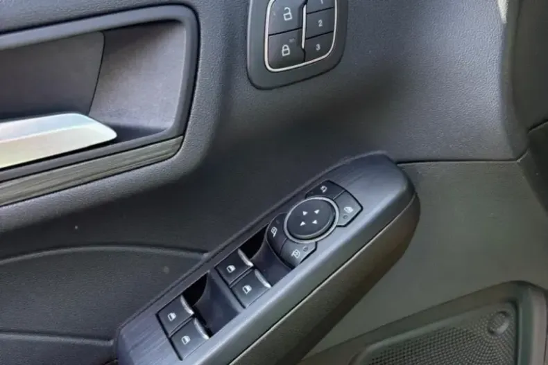 Ford Kuga din 2024 cu 24.448 km - oferta FOR200317 - foto 14