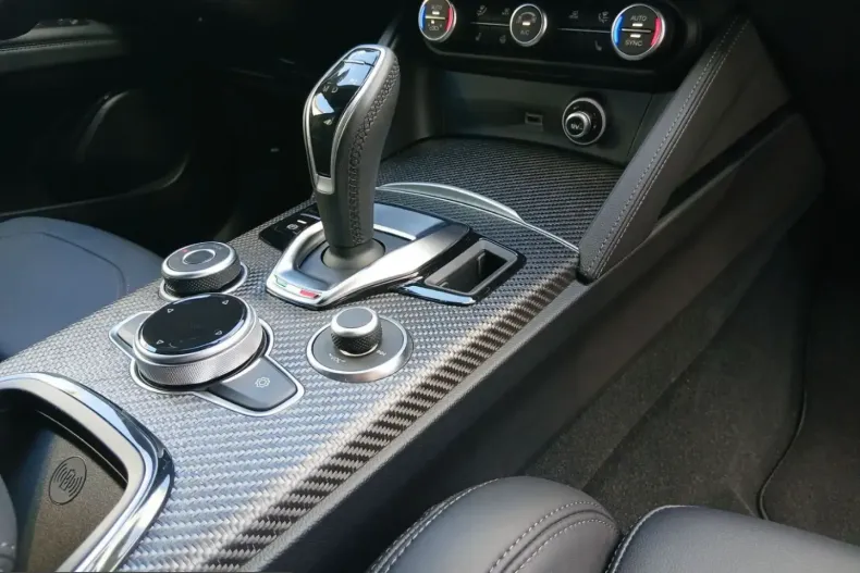 Alfa Romeo Stelvio din 2024 cu 10.847 km - oferta ALF200322 - foto 16