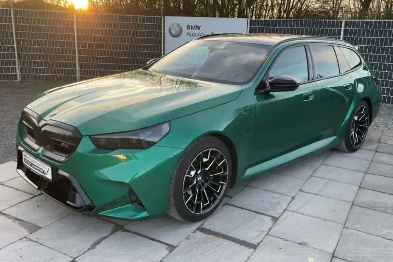 BMW M5 (Seria 5) din 2025 cu 12.300 km - oferta BMW200329 - foto 1