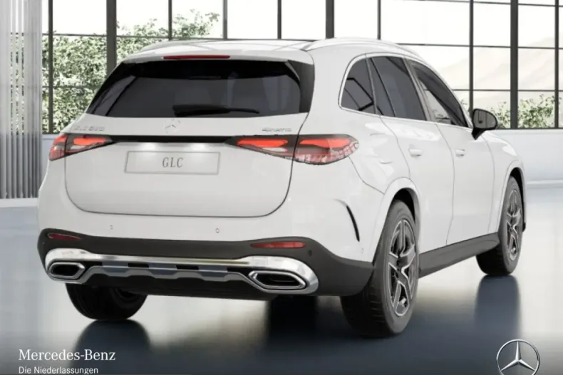 Mercedes-Benz GLC 300 (Clasa GLC) din 2023 cu 35.602 km - oferta MER200330 - foto 3