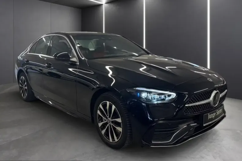 Mercedes-Benz C 300 (Clasa C) din 2023 cu 53.603 km - oferta MER200331 - foto 1