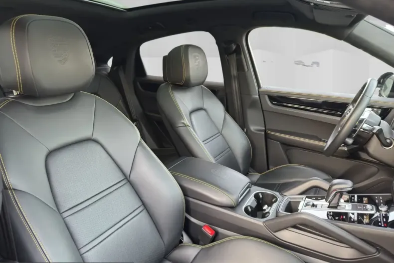 Porsche Cayenne din 2023 cu 39.950 km - oferta POR200332 - foto 16