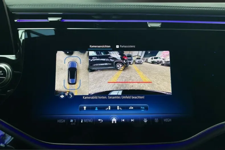 Mercedes-Benz E 300 (Clasa E) din 2024 cu 8.170 km - oferta MER200338 - foto 12