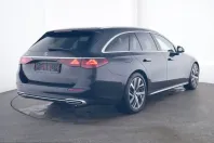 Mercedes-Benz E 300 (Clasa E) din 2024 cu 35.000 km - oferta MER200340 - foto 3