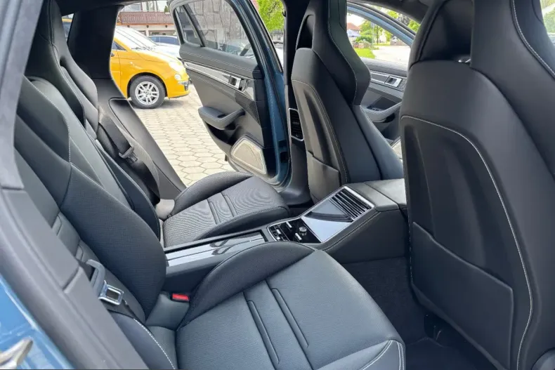 Porsche Panamera din 2022 cu 30.000 km - oferta POR200342 - foto 16