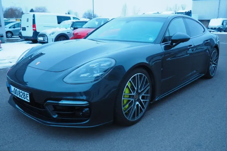 Porsche Panamera din 2021 cu 75.000 km - oferta POR200344 - foto 1