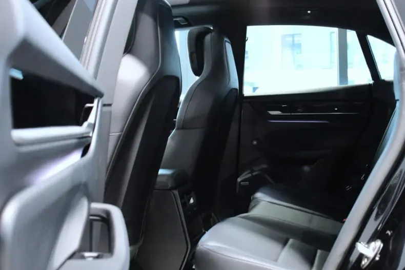 Porsche Macan din 2025 cu 15.953 km - oferta POR200349 - foto 13