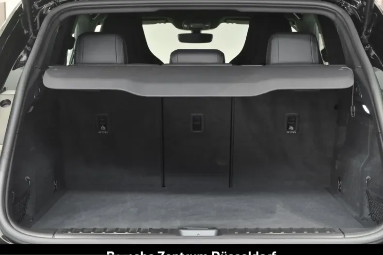 Porsche Macan din 2025 cu 19.900 km - oferta POR200350 - foto 9