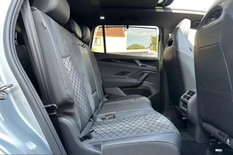 Volkswagen Tayron din 2026 cu 20 km - oferta VOL200353 - foto 17