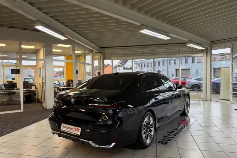 BMW 750 (Seria 7) din 2024 cu 64.070 km - oferta BMW200360 - foto 5