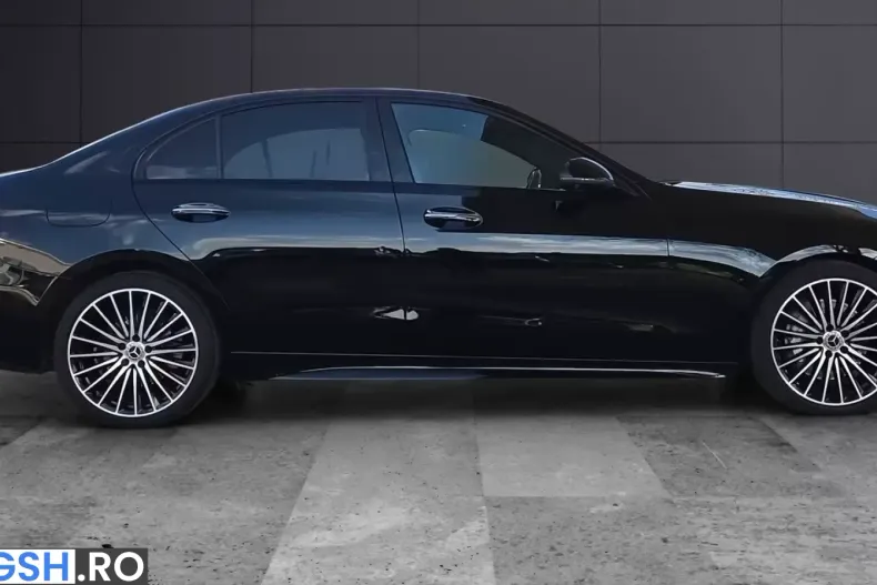 Mercedes-Benz C 220 (Clasa C) din 2023 cu 66.200 km - oferta MER200361 - foto 4