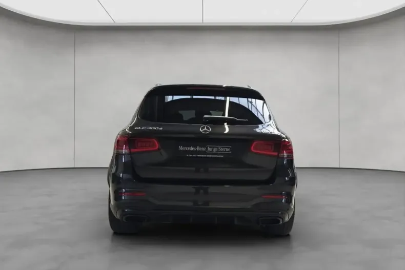 Mercedes-Benz GLC 300 (Clasa GLC) din 2022 cu 70.345 km - oferta MER200369 - foto 4