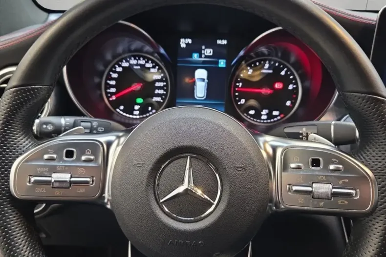 Mercedes-Benz GLC 300 (Clasa GLC) din 2022 cu 70.345 km - oferta MER200369 - foto 10