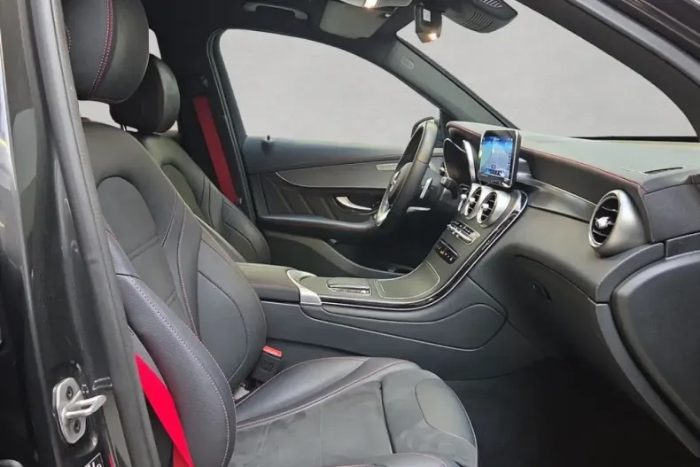 Mercedes-Benz GLC 300 (Clasa GLC) din 2022 cu 70.345 km - oferta MER200369 - foto 17